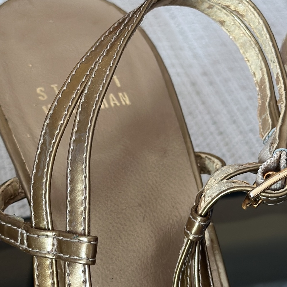 Stuart Weitzman Gold Patent Leather Strappy Sandals Size 39 - Picture 6 of 6